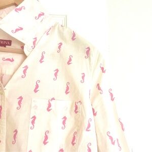 Cutest Pink Seahorse Print Women’s Button-Up Shirt, NWT, 100% Cotton, M